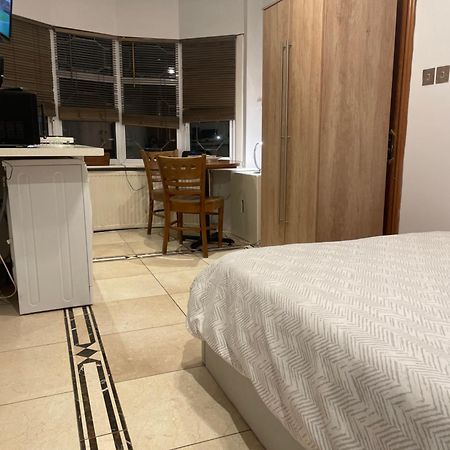 North London Studio Apartment エクステリア 写真