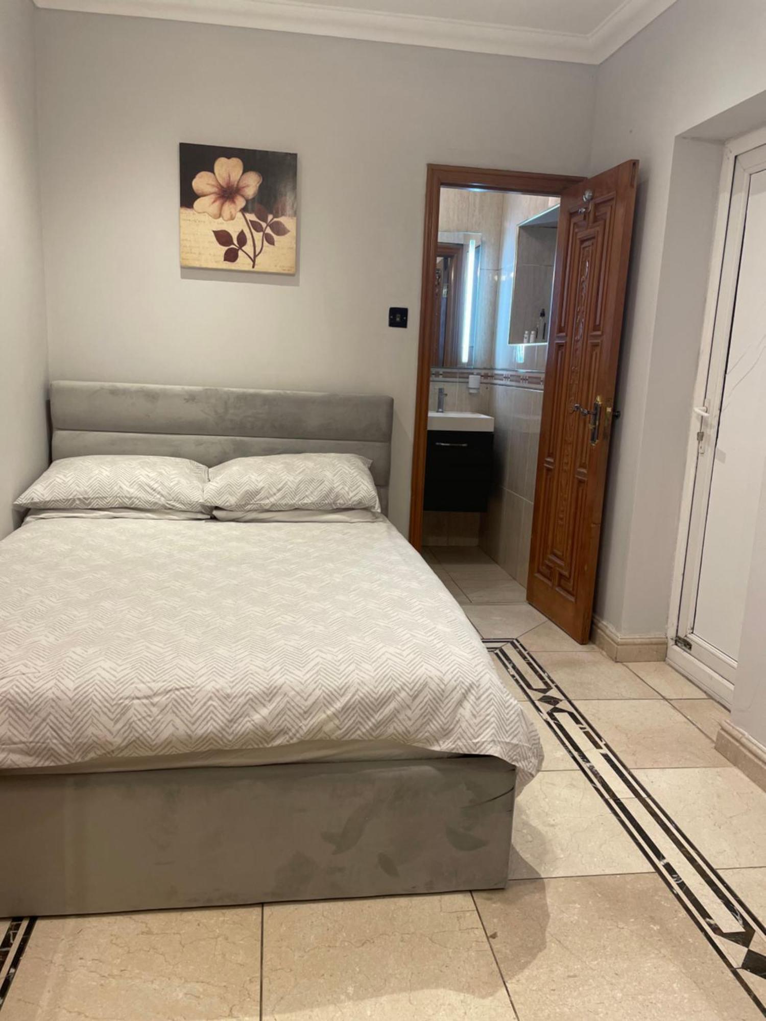 North London Studio Apartment エクステリア 写真