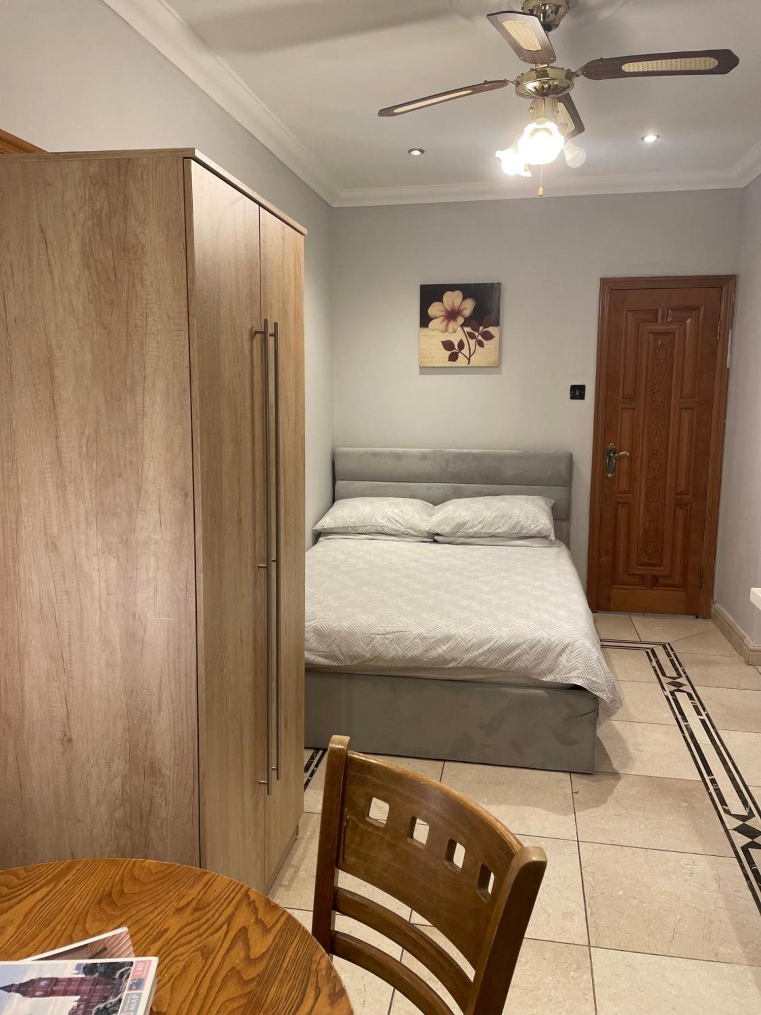 North London Studio Apartment エクステリア 写真